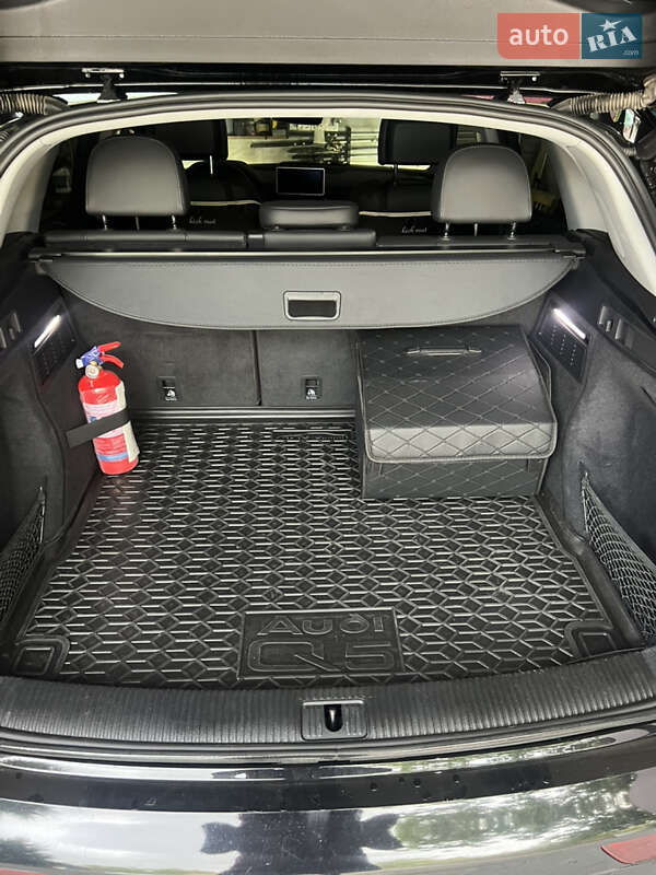 Внедорожник / Кроссовер Audi Q5 2020 в Благовещенском