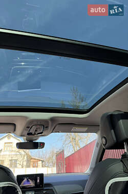 Внедорожник / Кроссовер Audi Q5 2020 в 