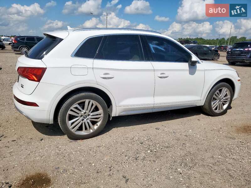 Внедорожник / Кроссовер Audi Q5 2017 в Житомире