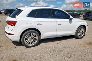 Позашляховик / Кросовер Audi Q5 2017 в 