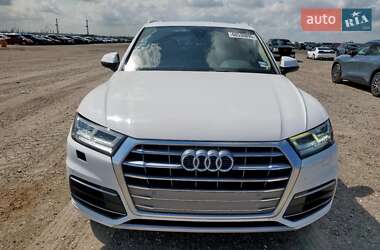 Позашляховик / Кросовер Audi Q5 2017 в 