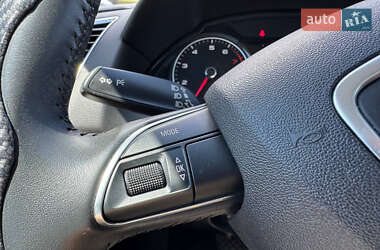 Внедорожник / Кроссовер Audi Q5 2015 в 