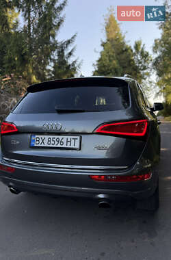 Внедорожник / Кроссовер Audi Q5 2015 в 