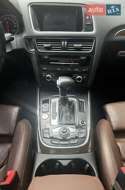 Внедорожник / Кроссовер Audi Q5 2015 в 