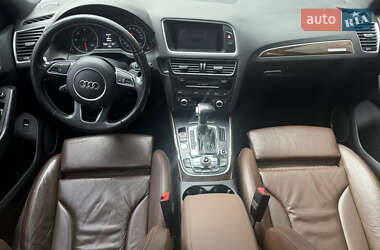 Внедорожник / Кроссовер Audi Q5 2015 в 
