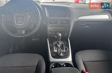 Внедорожник / Кроссовер Audi Q5 2011 в 