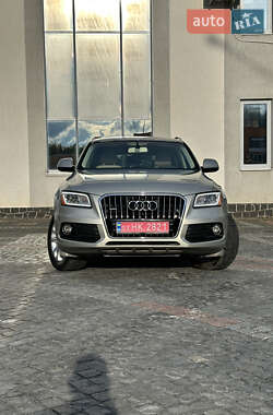 Внедорожник / Кроссовер Audi Q5 2016 в 