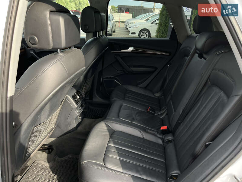 Внедорожник / Кроссовер Audi Q5 2017 в Львове фото 19 Внедорожник / Кроссовер Audi Q5 2017 в Львове