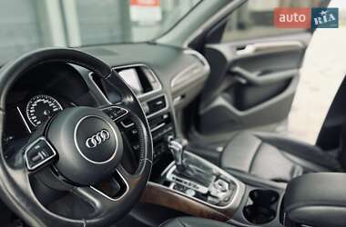 Внедорожник / Кроссовер Audi Q5 2016 в 