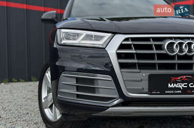 Внедорожник / Кроссовер Audi Q5 2017 в 