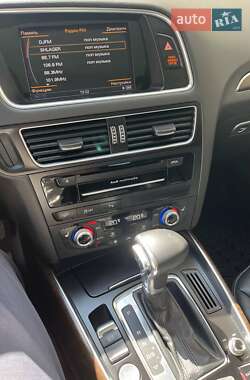 Внедорожник / Кроссовер Audi Q5 2016 в 