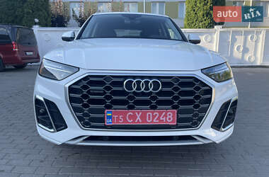 Внедорожник / Кроссовер Audi Q5 2021 в 