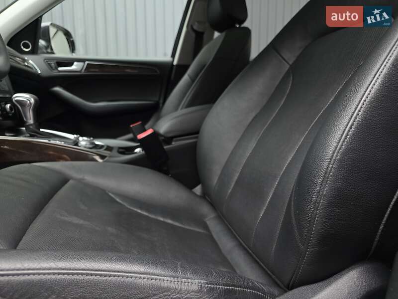 Внедорожник / Кроссовер Audi Q5 2014 в Луцке