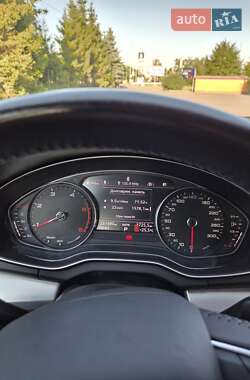 Внедорожник / Кроссовер Audi Q5 2017 в 