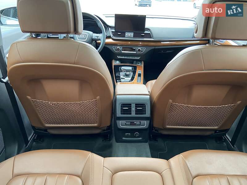 Внедорожник / Кроссовер Audi Q5 2022 в Киеве