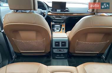 Внедорожник / Кроссовер Audi Q5 2022 в 
