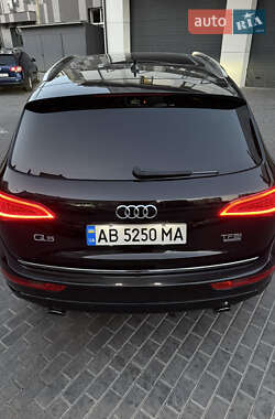 Внедорожник / Кроссовер Audi Q5 2016 в 