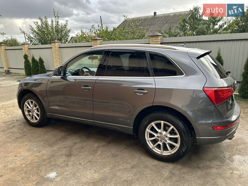 Внедорожник / Кроссовер Audi Q5 2012 в Виннице