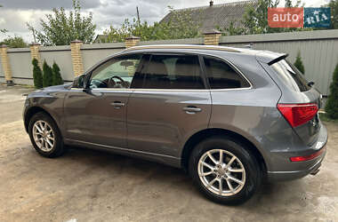 Внедорожник / Кроссовер Audi Q5 2012 в 