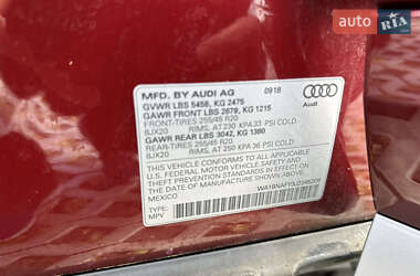 Внедорожник / Кроссовер Audi Q5 2018 в 