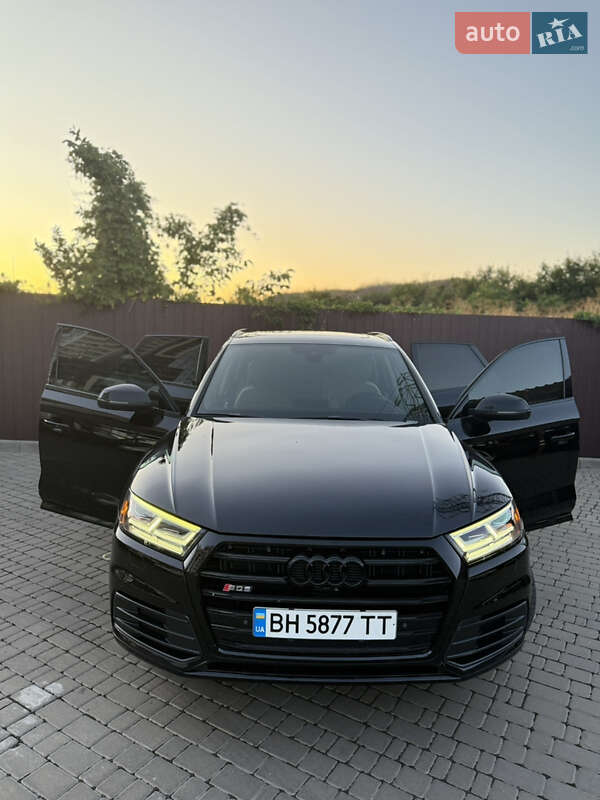 Внедорожник / Кроссовер Audi Q5 2017 в Одессе