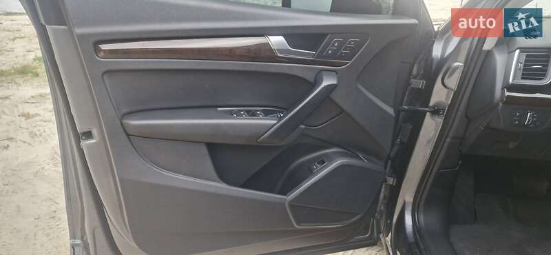 Внедорожник / Кроссовер Audi Q5 2018 в Киеве фото 24 Внедорожник / Кроссовер Audi Q5 2018 в Киеве