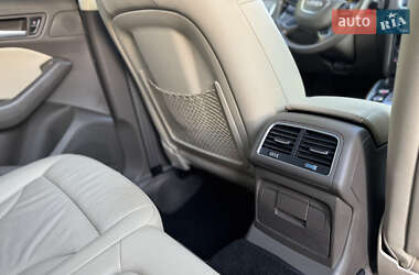 Внедорожник / Кроссовер Audi Q5 2015 в 