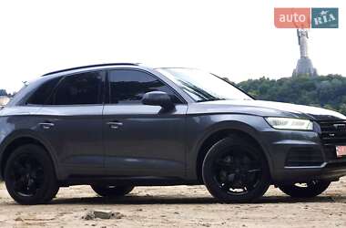 Внедорожник / Кроссовер Audi Q5 2018 в Киеве