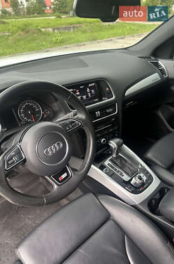 Внедорожник / Кроссовер Audi Q5 2015 в 