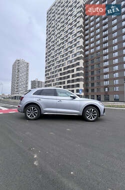 Внедорожник / Кроссовер Audi Q5 2024 в 