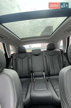 Внедорожник / Кроссовер Audi Q5 2024 в 