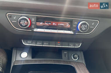 Внедорожник / Кроссовер Audi Q5 2024 в 