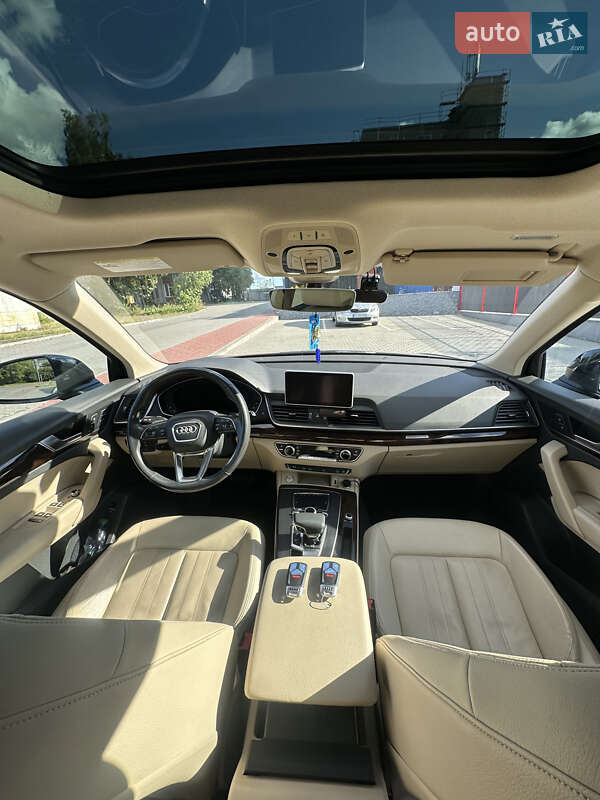 Внедорожник / Кроссовер Audi Q5 2018 в Львове