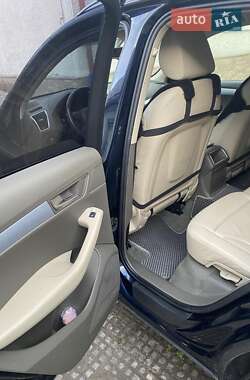 Внедорожник / Кроссовер Audi Q5 2009 в 