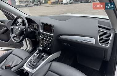 Внедорожник / Кроссовер Audi Q5 2015 в 