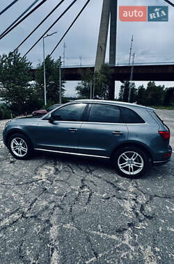 Внедорожник / Кроссовер Audi Q5 2016 в 
