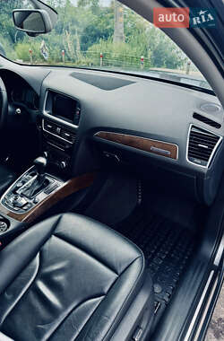 Внедорожник / Кроссовер Audi Q5 2016 в 
