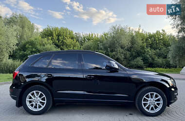 Внедорожник / Кроссовер Audi Q5 2011 в 