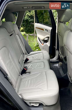 Внедорожник / Кроссовер Audi Q5 2011 в 