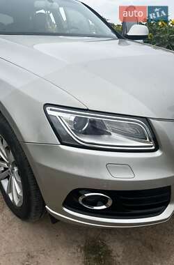 Внедорожник / Кроссовер Audi Q5 2016 в 