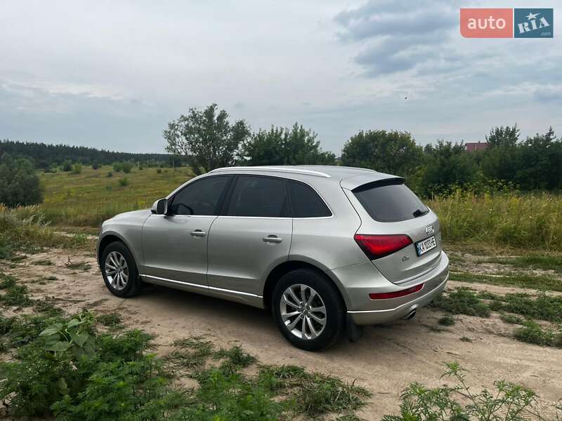 Внедорожник / Кроссовер Audi Q5 2016 в Киеве