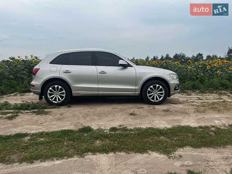 Внедорожник / Кроссовер Audi Q5 2016 в Киеве
