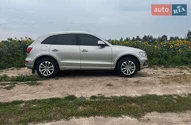 Внедорожник / Кроссовер Audi Q5 2016 в 