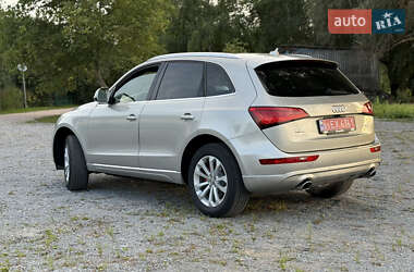 Позашляховик / Кросовер Audi Q5 2014 в 