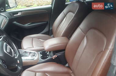 Внедорожник / Кроссовер Audi Q5 2010 в 