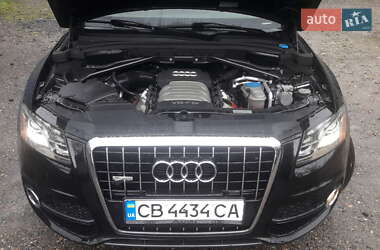 Внедорожник / Кроссовер Audi Q5 2010 в 