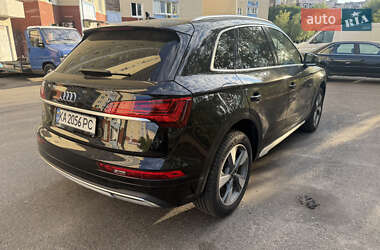 Внедорожник / Кроссовер Audi Q5 2024 в 