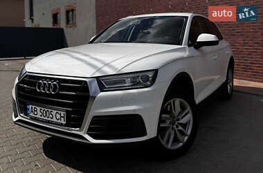 Внедорожник / Кроссовер Audi Q5 2017 в Виннице