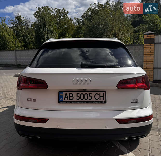 Внедорожник / Кроссовер Audi Q5 2017 в Виннице