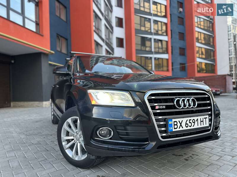 Внедорожник / Кроссовер Audi Q5 2015 в 